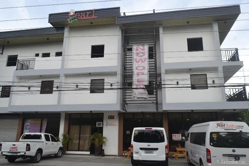 Pearl Suites image
