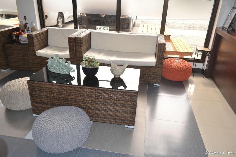 Pearl Suites image