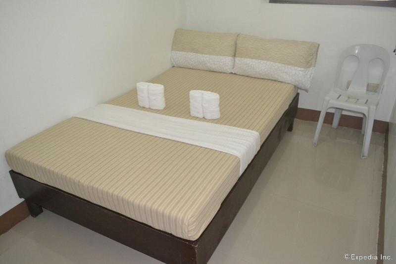 Pearl Suites image