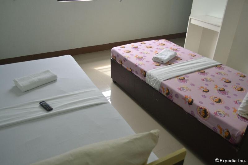 Pearl Suites image