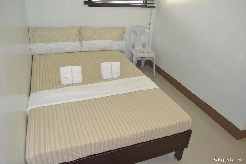 Pearl Suites image