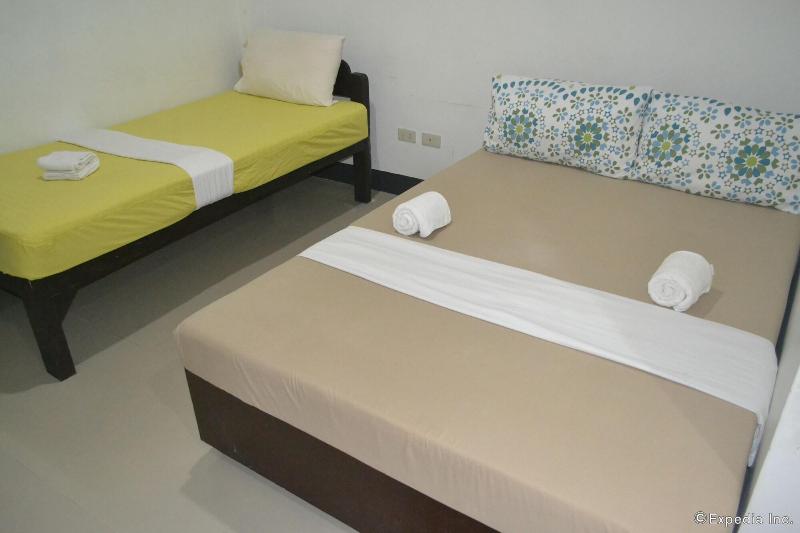 Pearl Suites image