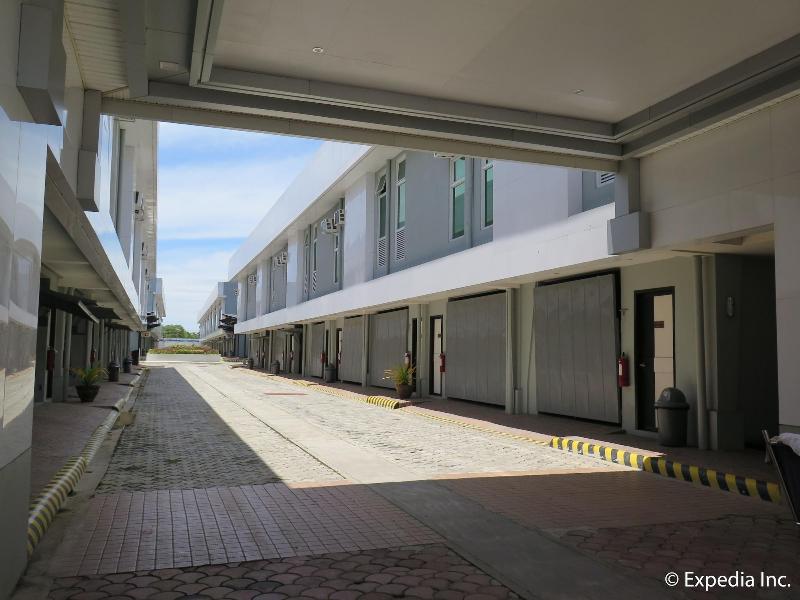 Lucky 9 Budget Hotel image