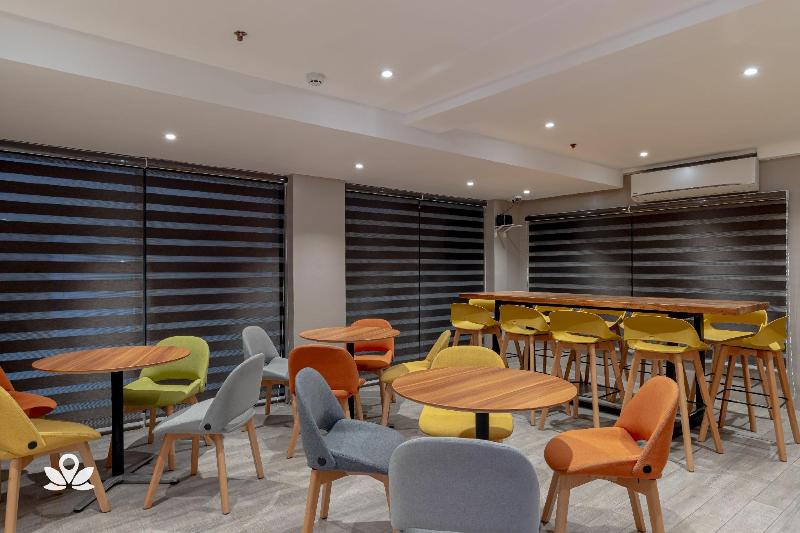 Zen Rooms Inigo Hotel Legazpi