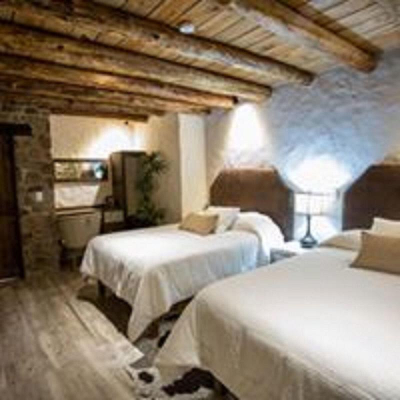Hotel De Piedra image