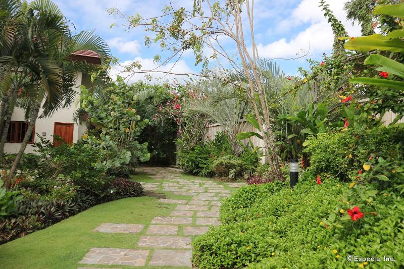 Bravo Resorts - Munting Paraiso image