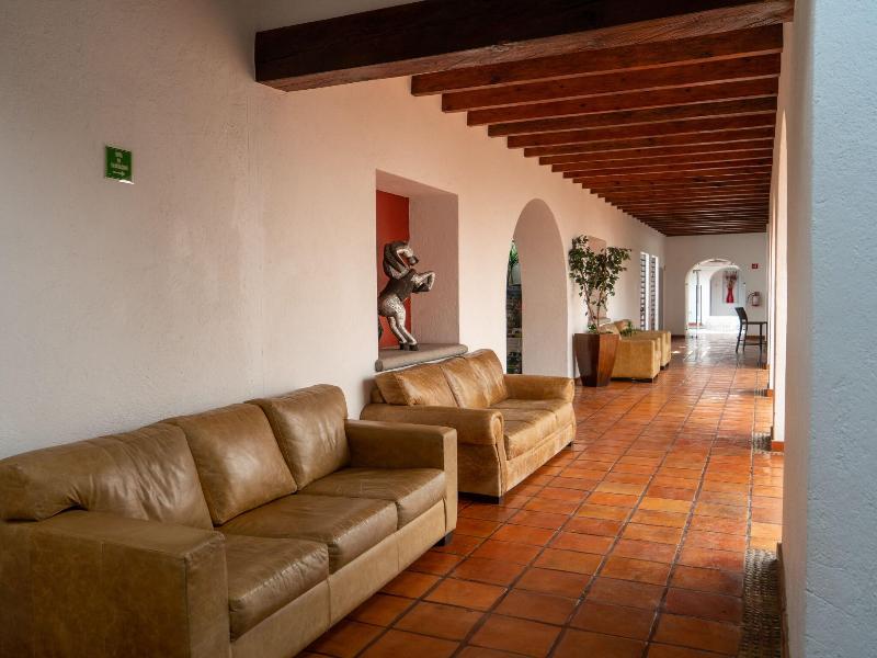Hotel Villa Mexicana Golf Resort image 5