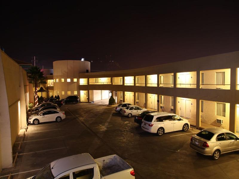 American Inn Hotel & Suites Hidalgo del Parral image