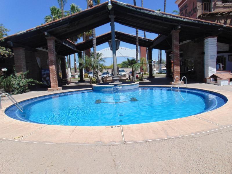 Hotel El Rancho image