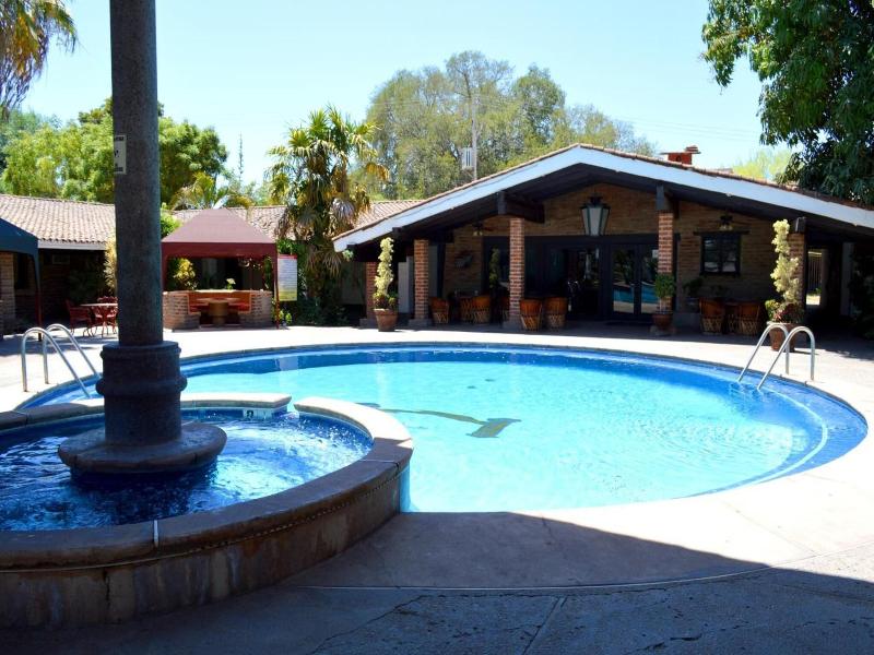 Hotel El Rancho image