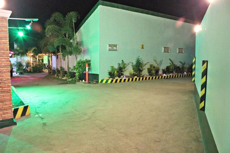 Bulalo Mangrove Inn image