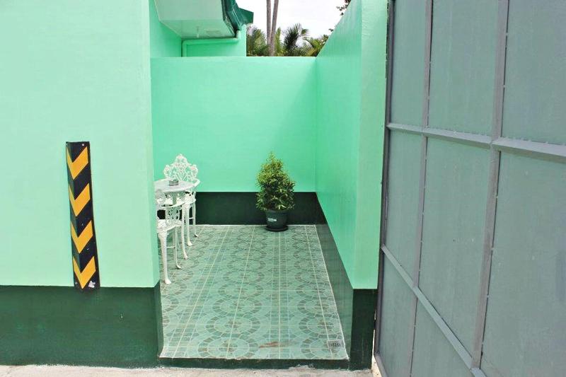 Bulalo Mangrove Inn image