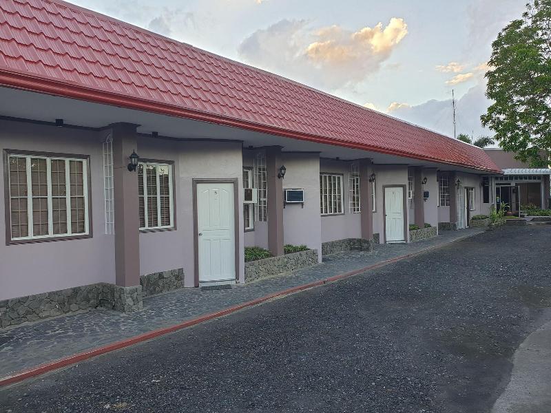 Mayon View Garden Apartelle