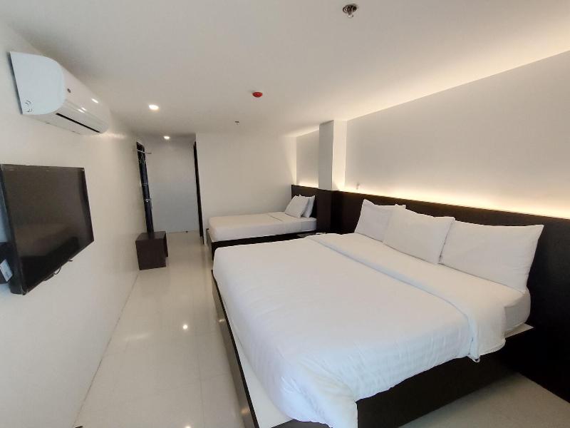 Top Star Hotel Tagum image
