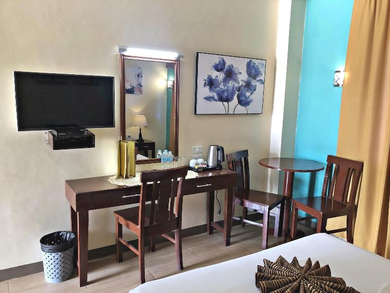 Sea Garden Resort Iloilo image