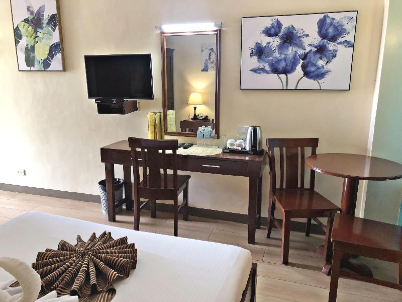 Sea Garden Resort Iloilo image