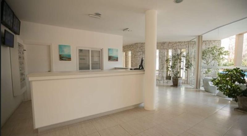 Sea Point image