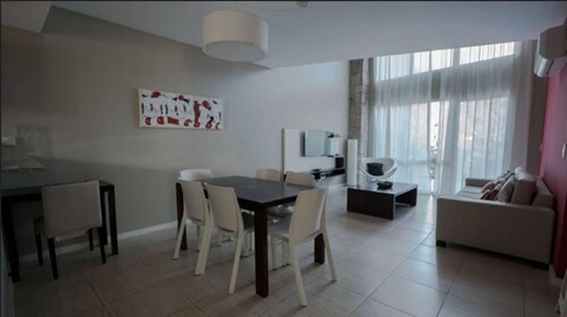Sea Point image