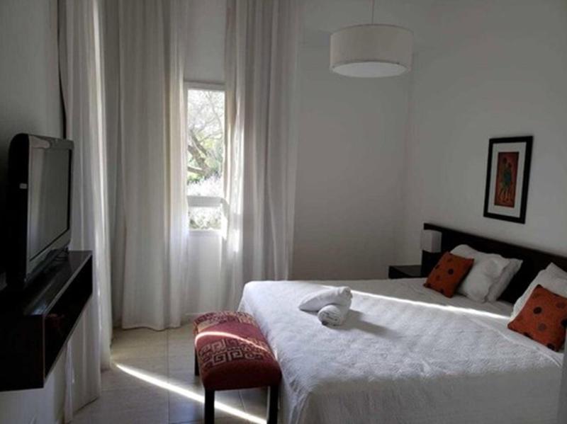 Sea Point image