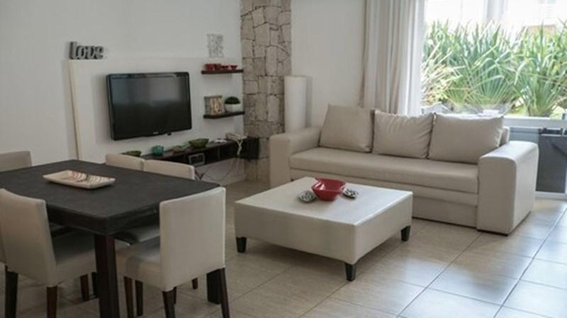 Sea Point image