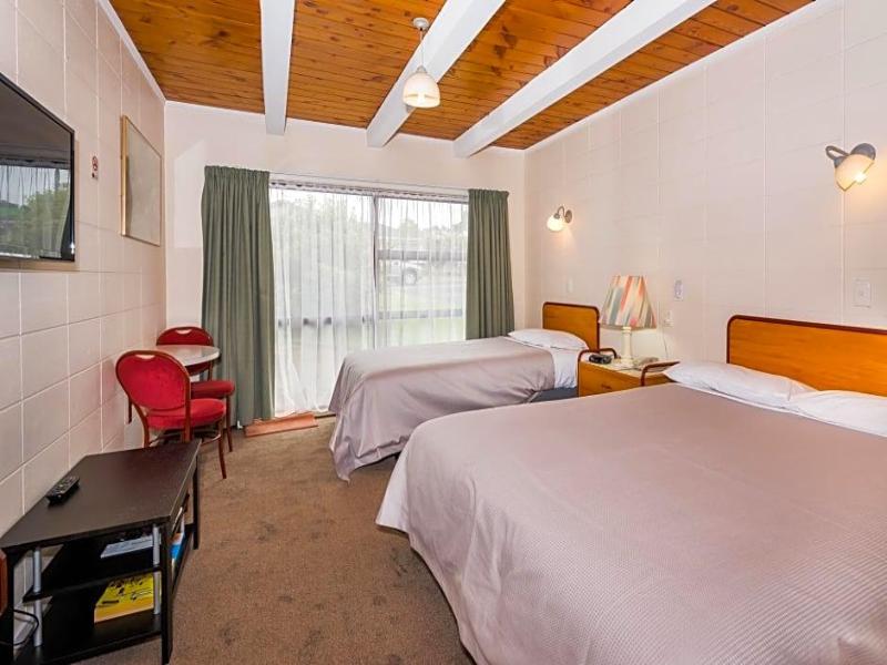 Takapuna International Motor Lodge image