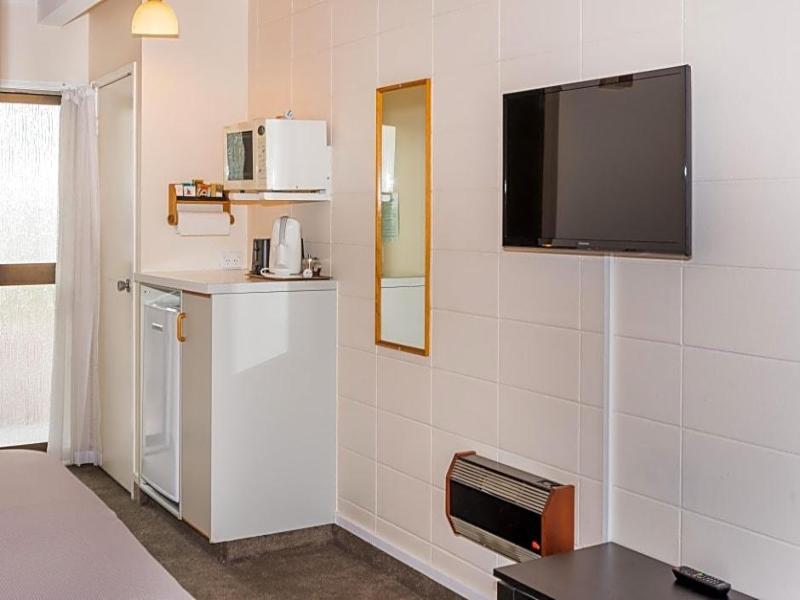 Takapuna International Motor Lodge image