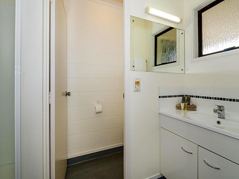Takapuna International Motor Lodge image