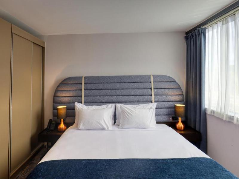Marsden Suites Albany image
