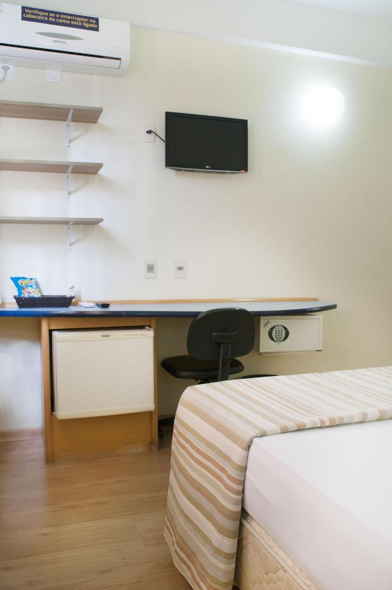 Brivali Hotel Centro 3