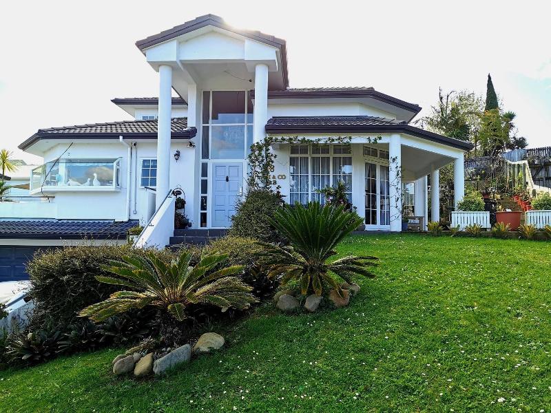 Lush & Co Auckland Bed & Breakfast image