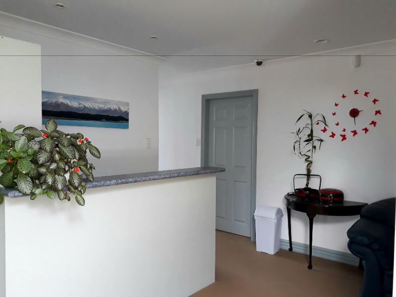Lush & Co Auckland Bed & Breakfast image