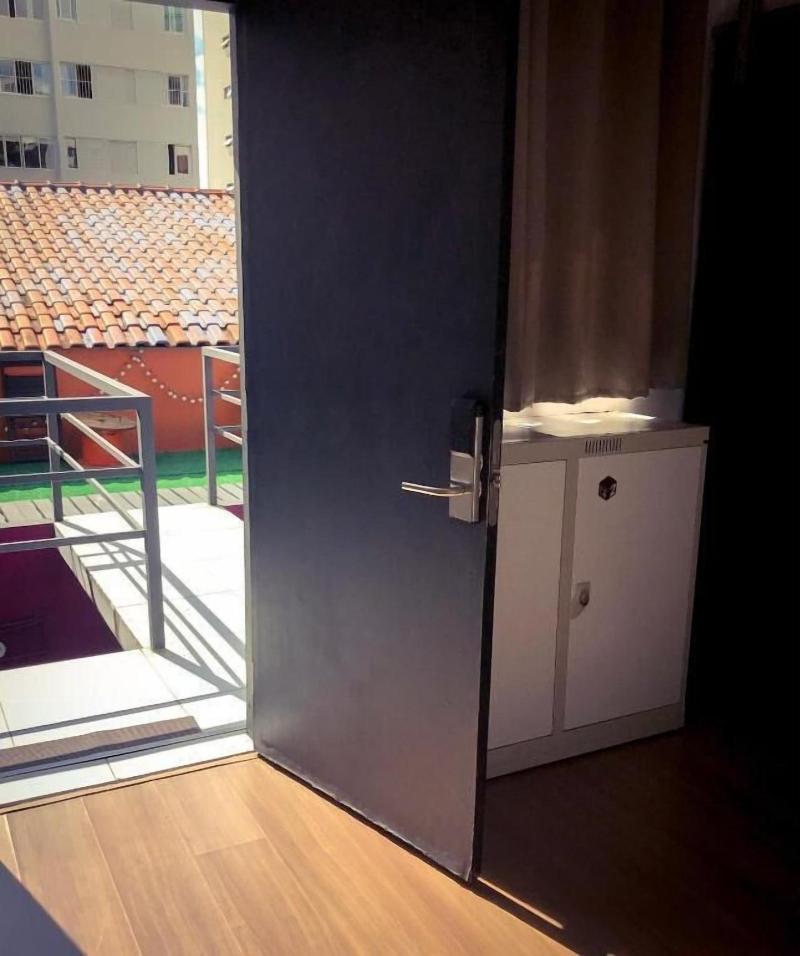 Viva Hostel Design image