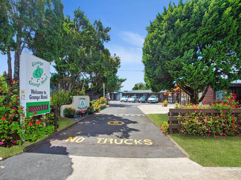 Grange Motel image