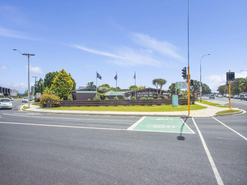 Grange Motel image