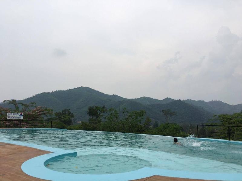 Khun Khao Tamnan Prai Resort