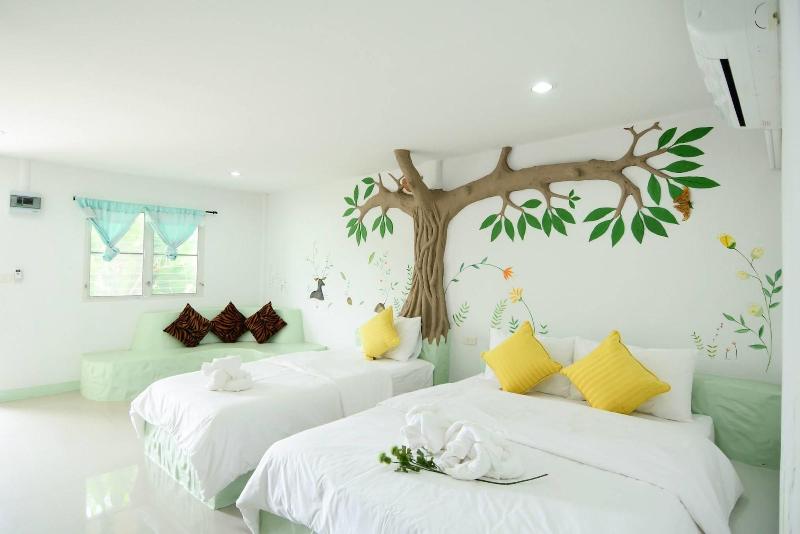 Khun Khao Tamnan Prai Resort image