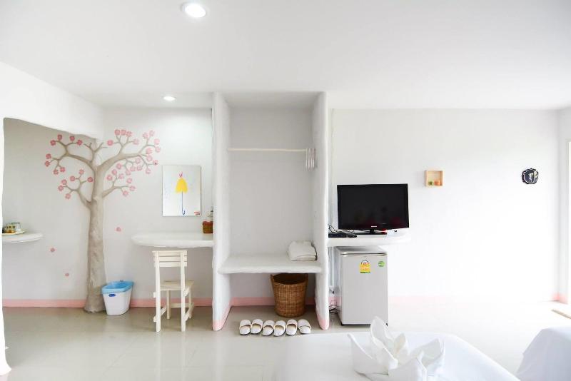 Khun Khao Tamnan Prai Resort image