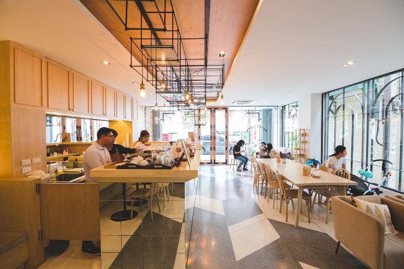 Issara By D Hostel image