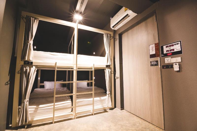 Issara By D Hostel image