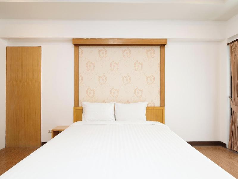 P-Park Hotel near Yanhee Hospital image
