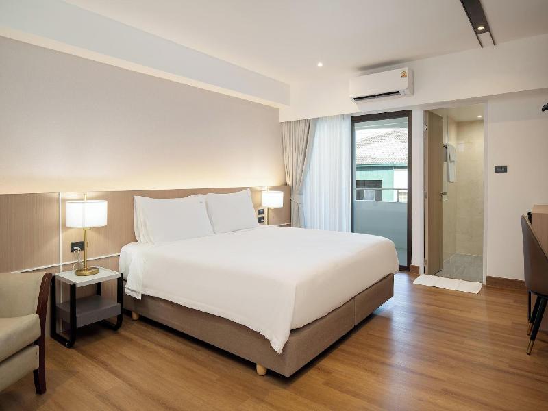 P-Park Hotel near Yanhee Hospital image