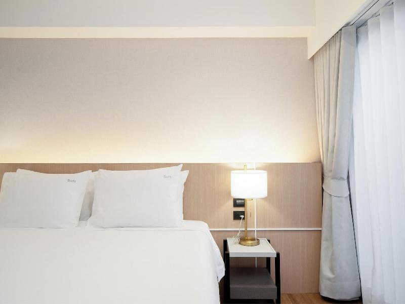 P-Park Hotel near Yanhee Hospital image