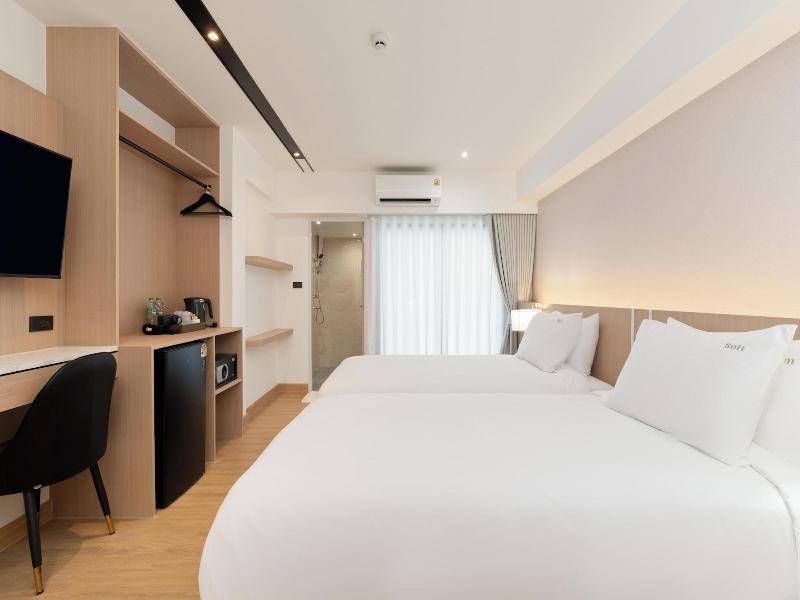 P-Park Hotel near Yanhee Hospital image