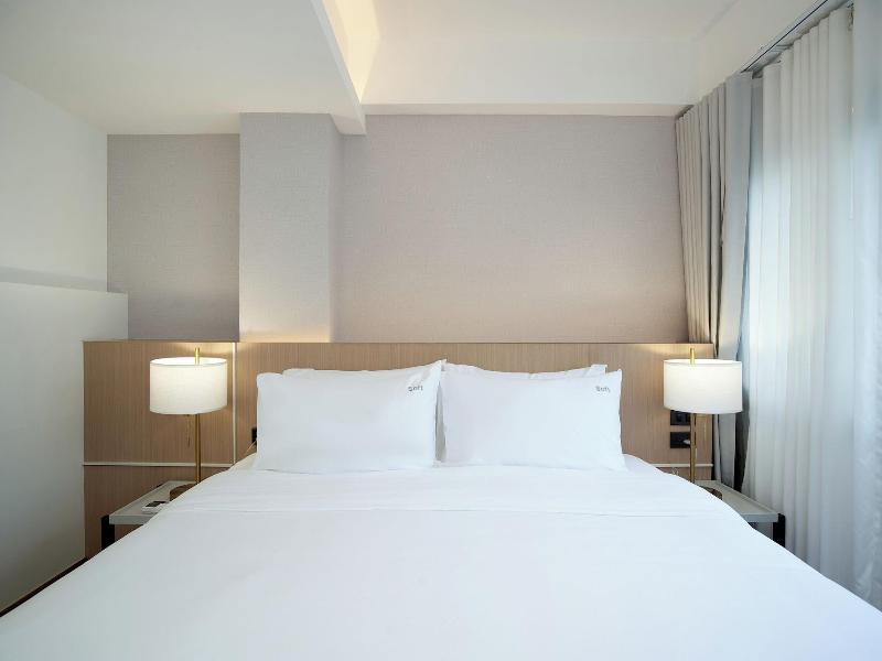 P-Park Hotel near Yanhee Hospital image