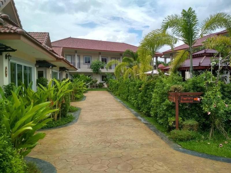 Baan Sooksiri Bangsaray image