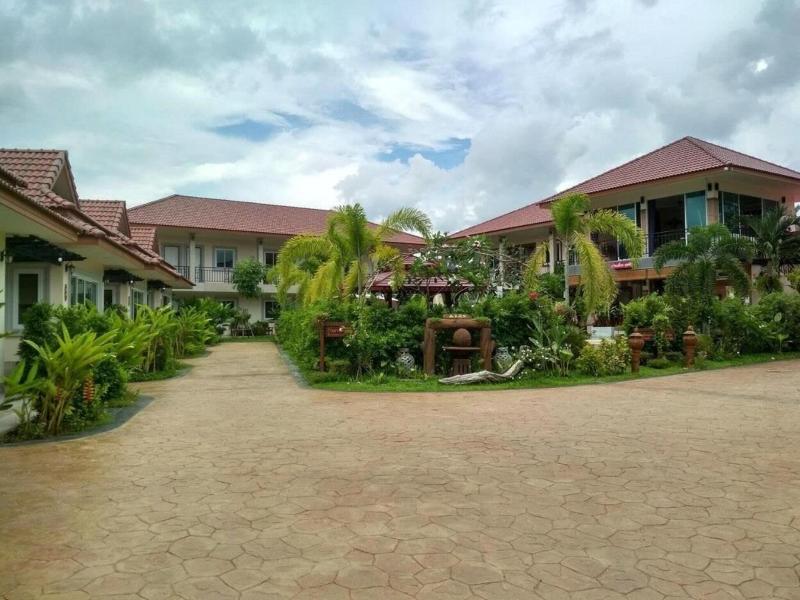 Baan Sooksiri Bangsaray image