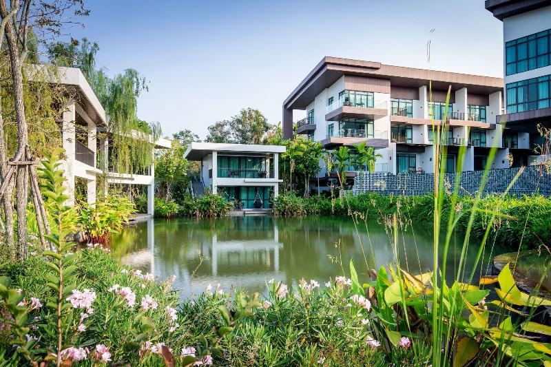 Na Tree Tara Riverside Resort image