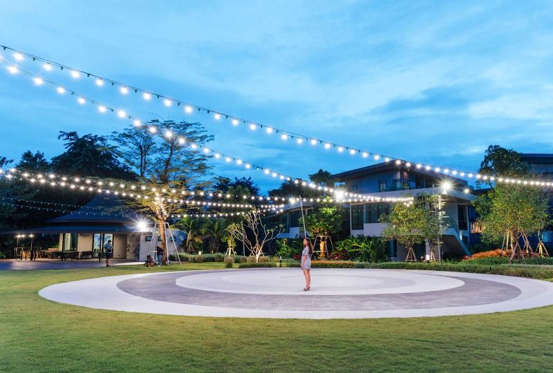 Na Tree Tara Riverside Resort image