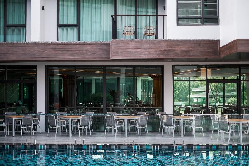 Na Tree Tara Riverside Resort image