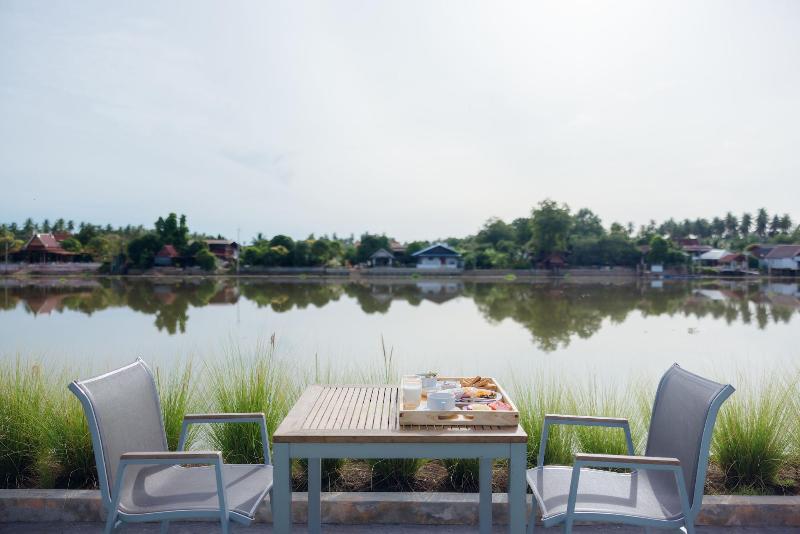 Na Tree Tara Riverside Resort image